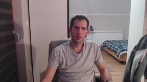 Snapshot of tatamata91 chatting on 11/17/25, 04:13 tatamata91 online show from 11/17/25, 04:13