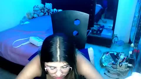 Tatiana online show from 03/10/25, 01:12