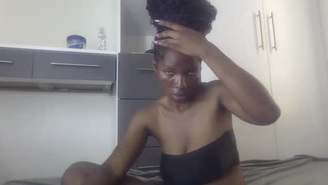 Snapshot of tatiana_254 chatting on 10/23/25, 12:15 tatiana_254 online show from 10/23/25, 12:15