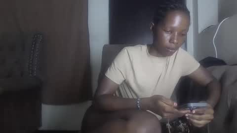 Snapshot of tatiana_254 chatting on 11/19/25, 03:06 tatiana_254 online show from 11/19/25, 03:06