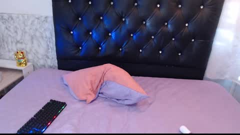 Snapshot of tatiana_lopez19 chatting on 12/29/24, 03:54 Tatiana online show from 12/29/24, 03:54