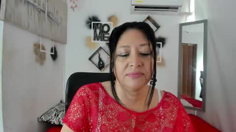 Snapshot of tatiana_sofiaa chatting on 10/08/25, 01:31 tatiana_sofiaa online show from 10/08/25, 01:31