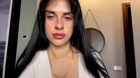 Snapshot of tatianawwww chatting on 03/30/26, 06:31 Tati online show from 03/30/26, 06:31