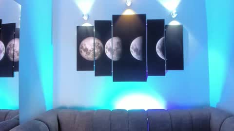 Snapshot of tatii_moon chatting on 10/04/25, 03:59 Tati online show from 10/04/25, 03:59