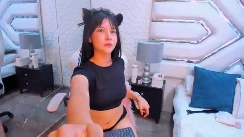 Snapshot of tatilee chatting on 09/26/25, 07:40 tatilee online show from 09/26/25, 07:40