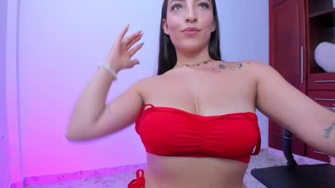 Snapshot of tatis_lopez_ chatting on 02/12/25, 11:30 Tatiana Lopez online show from 02/12/25, 11:30