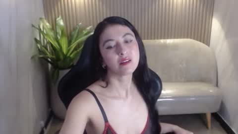 Snapshot of tatiscelis_tf chatting on 11/27/25, 12:51 TATIS online show from 11/27/25, 12:51