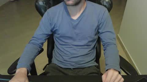 Snapshot of tatmers chatting on 12/04/24, 10:41 Lucas online show from 12/04/24, 10:41