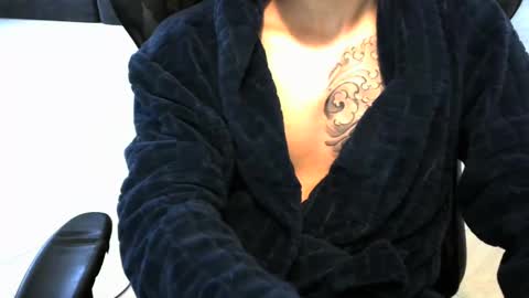 Snapshot of tatmers chatting on 01/19/25, 12:06 Lucas online show from 01/19/25, 12:06