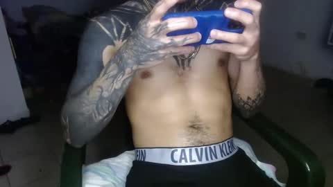 Snapshot of tatsexboy chatting on 12/06/24, 04:03 SeX-Boy online show from 12/06/24, 04:03