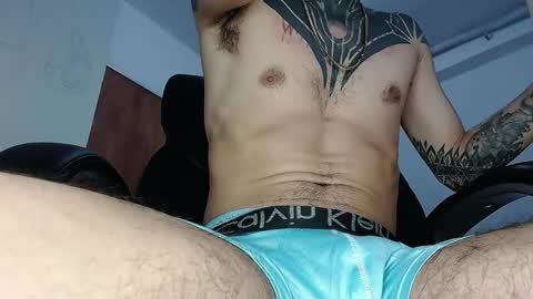 Snapshot of tatsexboy chatting on 05/09/26, 06:18 SeX-Boy online show from 05/09/26, 06:18
