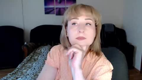 Snapshot of tattease chatting on 09/12/25, 11:21 Tattease online show from 09/12/25, 11:21