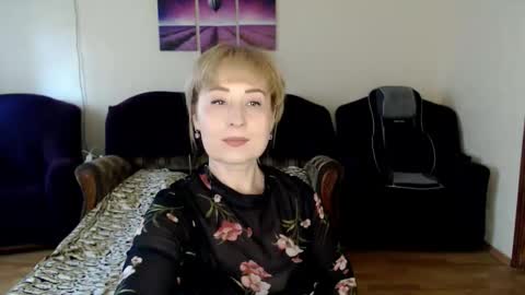 Snapshot of tattease chatting on 09/13/25, 12:05 Tattease online show from 09/13/25, 12:05