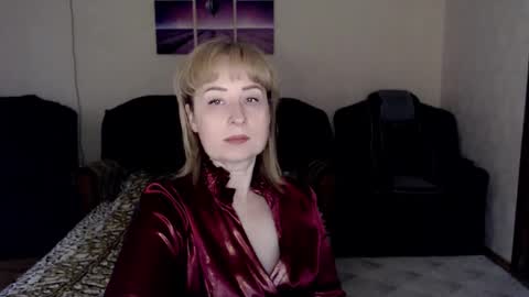 Snapshot of tattease chatting on 09/25/25, 04:05 Tattease online show from 09/25/25, 04:05