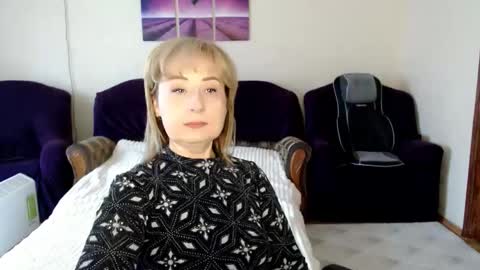 Snapshot of tattease chatting on 10/03/25, 11:18 Tattease online show from 10/03/25, 11:18