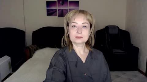 Snapshot of tattease chatting on 10/08/25, 03:26 Tattease online show from 10/08/25, 03:26