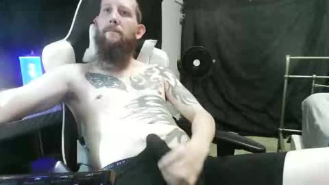 Snapshot of tatted9inches chatting on 11/30/25, 04:33 tatted9inches online show from 11/30/25, 04:33