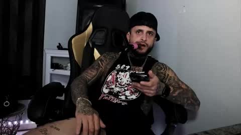 tatted_daddy69 online show from 12/22/25, 03:47