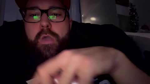 MrMrs online show from 12/28/24, 04:08