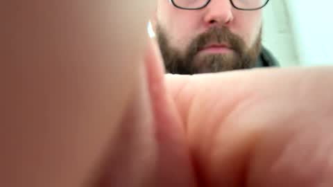 MrMrs online show from 12/31/24, 02:47