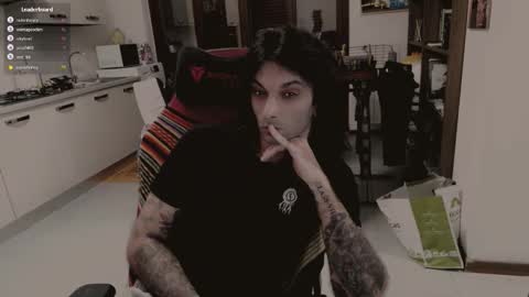 Snapshot of tattedfit chatting on 12/14/25, 09:08 tattedfit online show from 12/14/25, 09:08