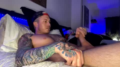 Snapshot of tattednblonde chatting on 01/09/25, 01:56 tattednblonde online show from 01/09/25, 01:56