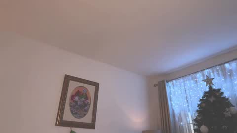 Snapshot of tatti_1 chatting on 12/30/24, 06:09 Tata online show from 12/30/24, 06:09