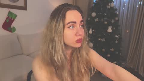 Snapshot of tatti_1 chatting on 01/05/25, 10:19 Tata online show from 01/05/25, 10:19