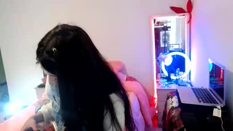 tatto_smoke_couple online show from 02/08/26, 02:37
