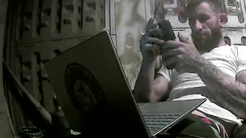 Snapshot of tattoo3333 chatting on 03/12/25, 12:42 tattoo3333 online show from 03/12/25, 12:42