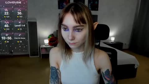 Snapshot of tattoo_artbaby chatting on 11/02/25, 01:30 tattoo_artbaby online show from 11/02/25, 01:30