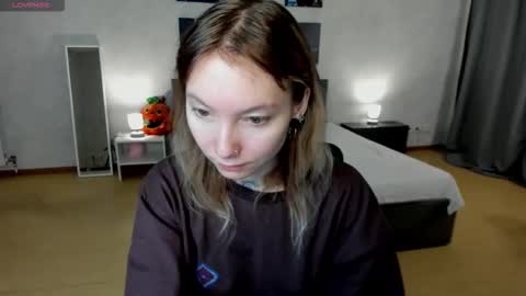 Snapshot of tattoo_artbaby chatting on 11/07/25, 01:38 tattoo_artbaby online show from 11/07/25, 01:38