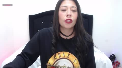 Snapshot of tattoo_highmami chatting on 11/01/25, 01:18 High Mami online show from 11/01/25, 01:18