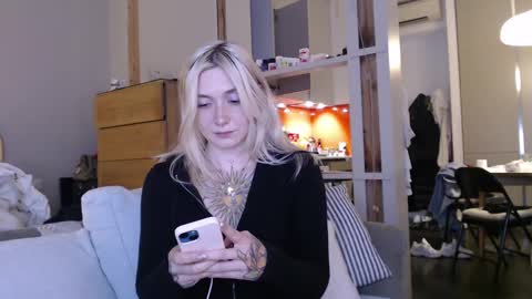 tattoobbgirl online show from 03/04/25, 07:43