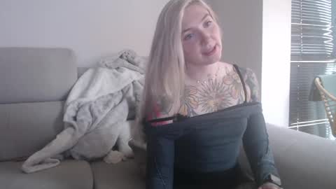 tattoobbgirl online show from 11/05/25, 12:49