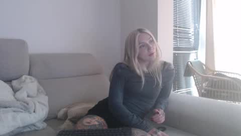 tattoobbgirl online show from 11/14/25, 02:27