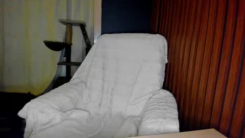 Snapshot of tattoodollx chatting on 02/19/25, 09:03 Antonia online show from 02/19/25, 09:03