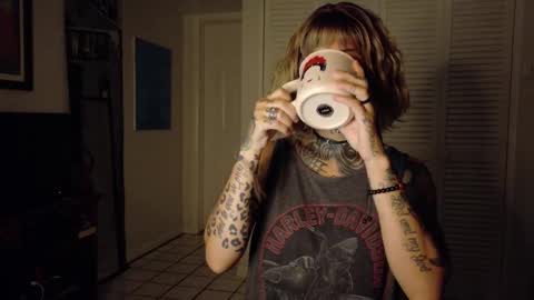 Snapshot of tattooed_natalia chatting on 12/01/25, 10:20 Natalia 3 online show from 12/01/25, 10:20