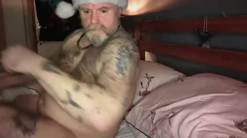 Tattooeddilf 01 online show from 12/25/24, 01:42