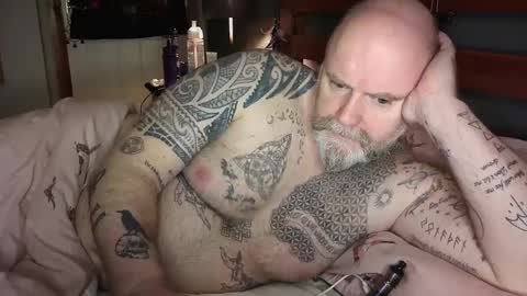 Tattooeddilf 01 online show from 12/25/24, 10:48