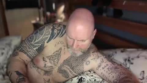 Tattooeddilf 01 online show from 03/08/25, 08:57