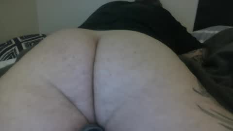 Snapshot of tattooedscorpioaz65 chatting on 06/19/26, 07:50 tattooedscorpioaz65 online show from 06/19/26, 07:50