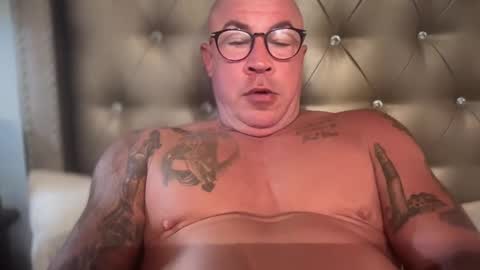 tattoosandabs online show from 03/11/25, 08:41