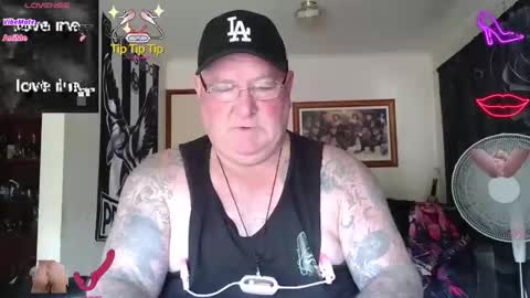 tattzsexy online show from 02/18/26, 01:56
