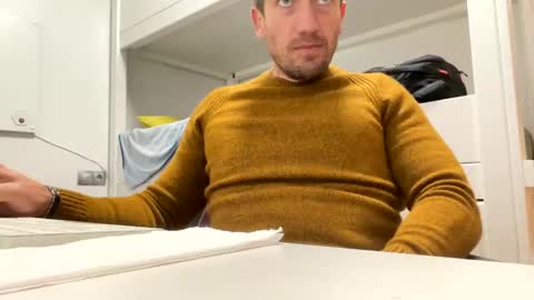 Tatuador40 online show from 12/25/24, 11:31