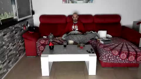 Snapshot of tatuadorhotxxx chatting on 12/03/25, 11:47 Tatuado20cm online show from 12/03/25, 11:47