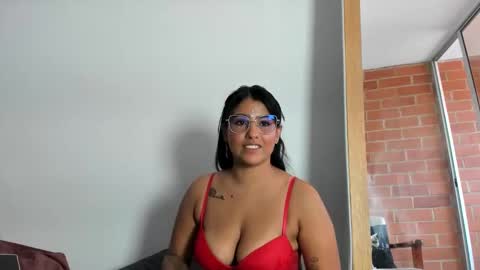 Tatiana Gomez online show from 04/27/26, 05:11