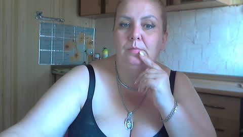 tatyanka_ online show from 09/10/25, 08:36