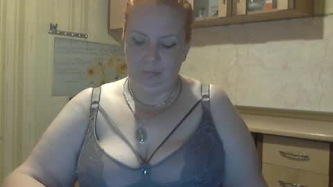 tatyanka_ online show from 10/08/25, 01:03