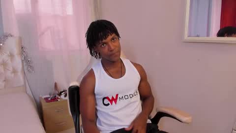 tau_montes online show from 12/01/25, 04:34